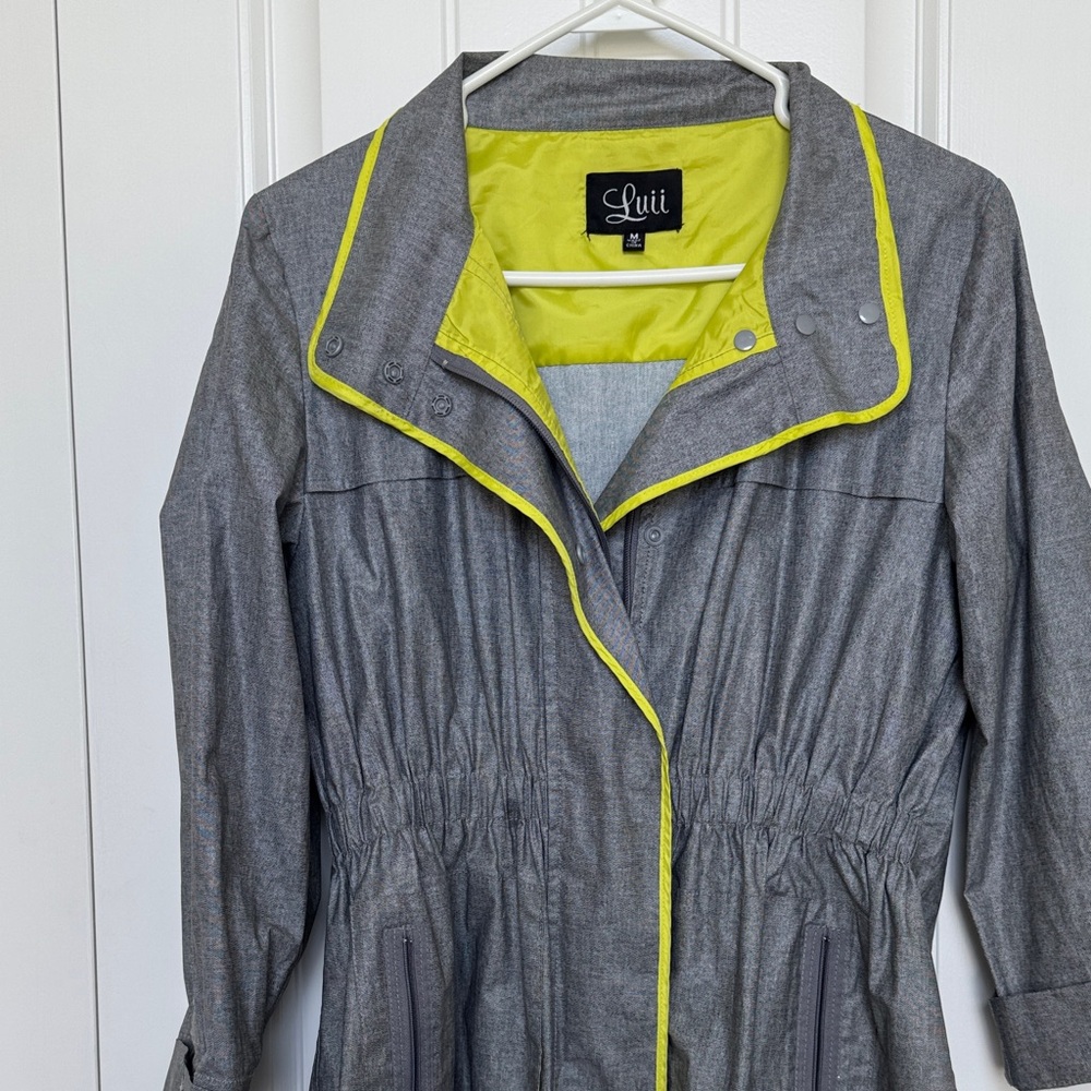Luii Gray rain jacket